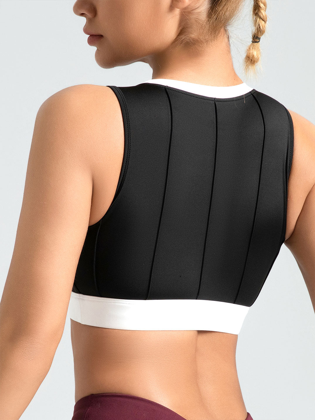 Lila Zen Vertical striped color-block yoga bra