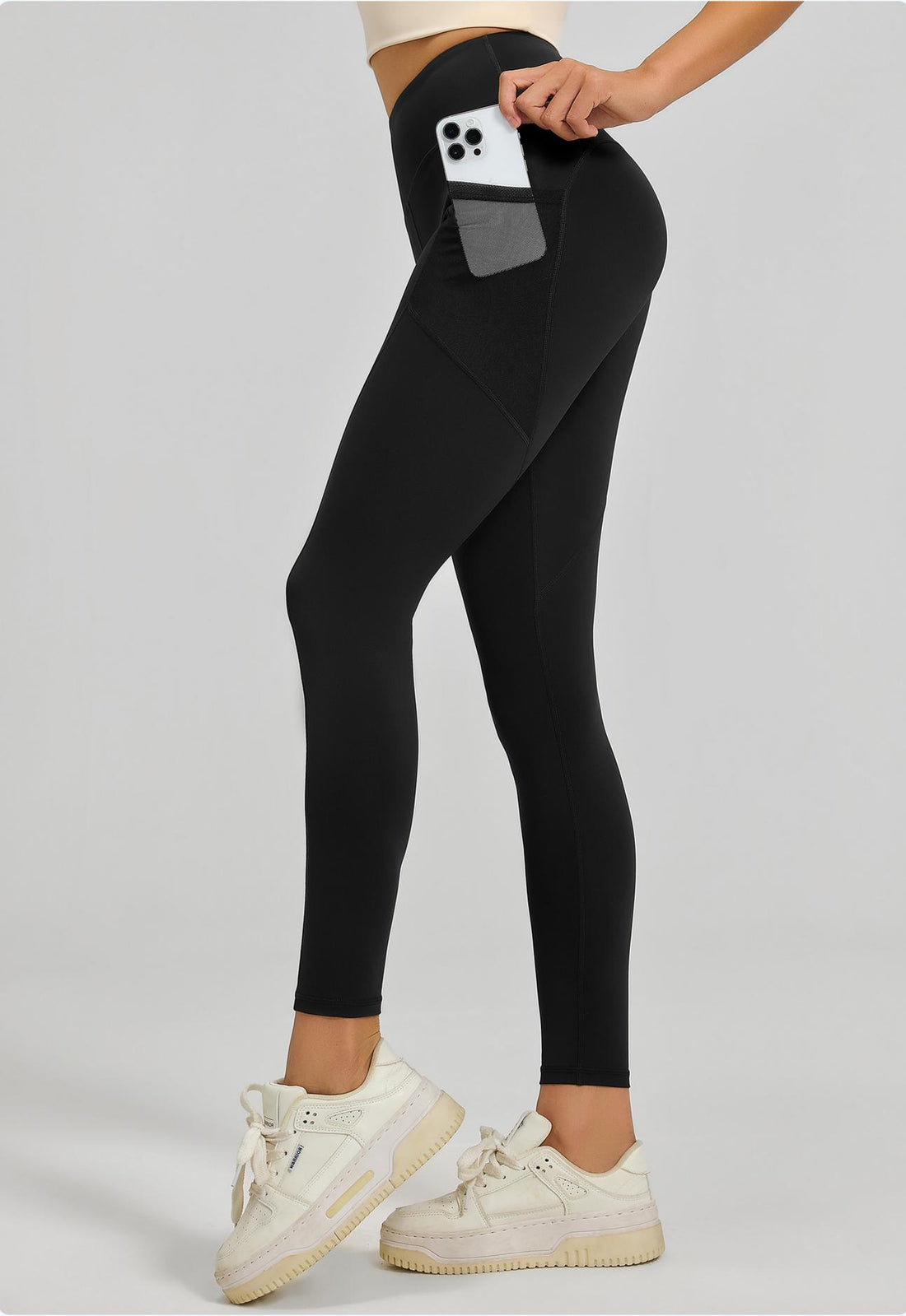 Lila Zen Women's Mesh Side Pocket Sports Pants