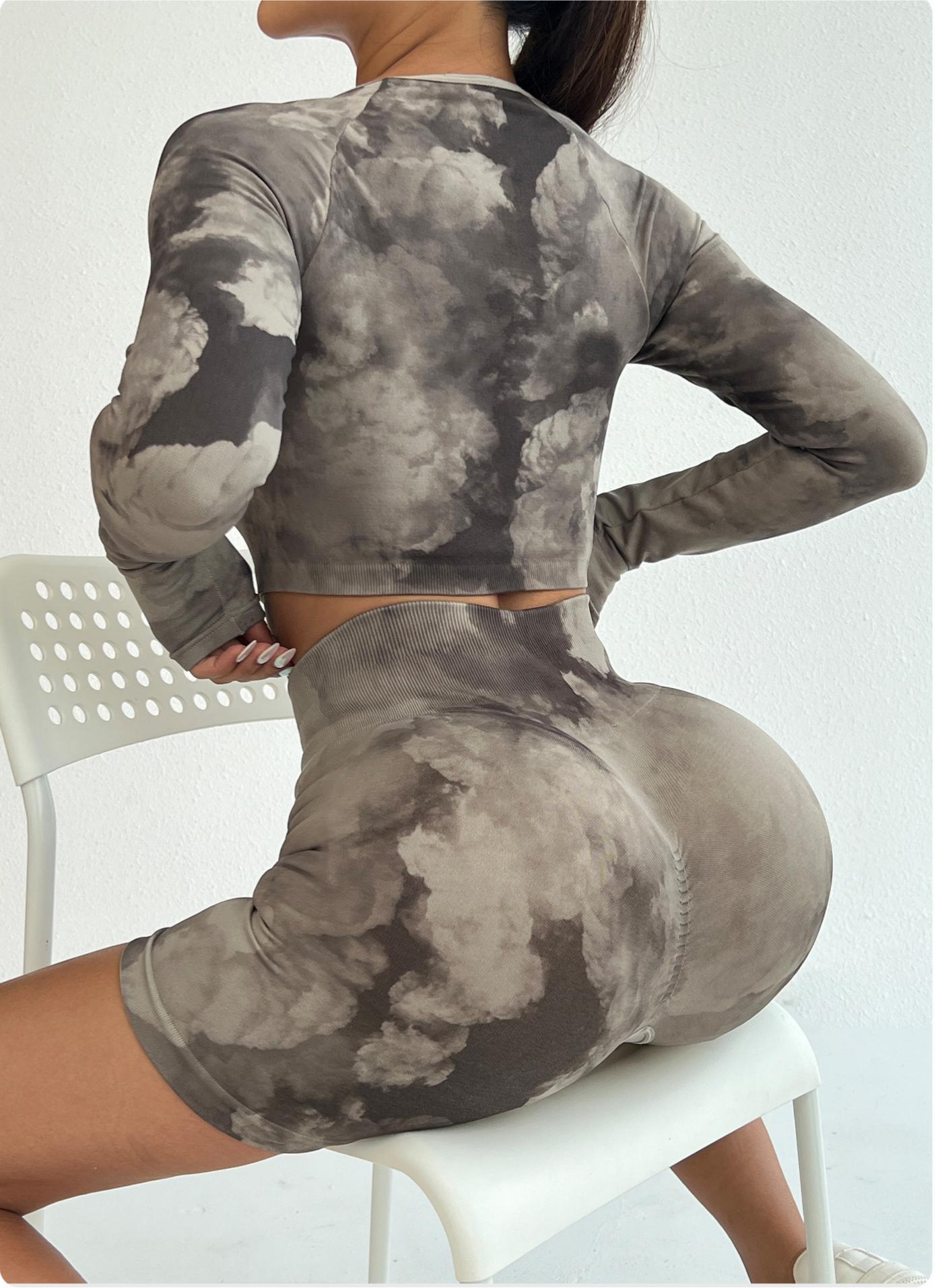 Lila Zen 3D Tie-Dye Square Neck Long Sleeve Slim Waist Hip-Lifting Shorts Sports Fitness Yoga Set
