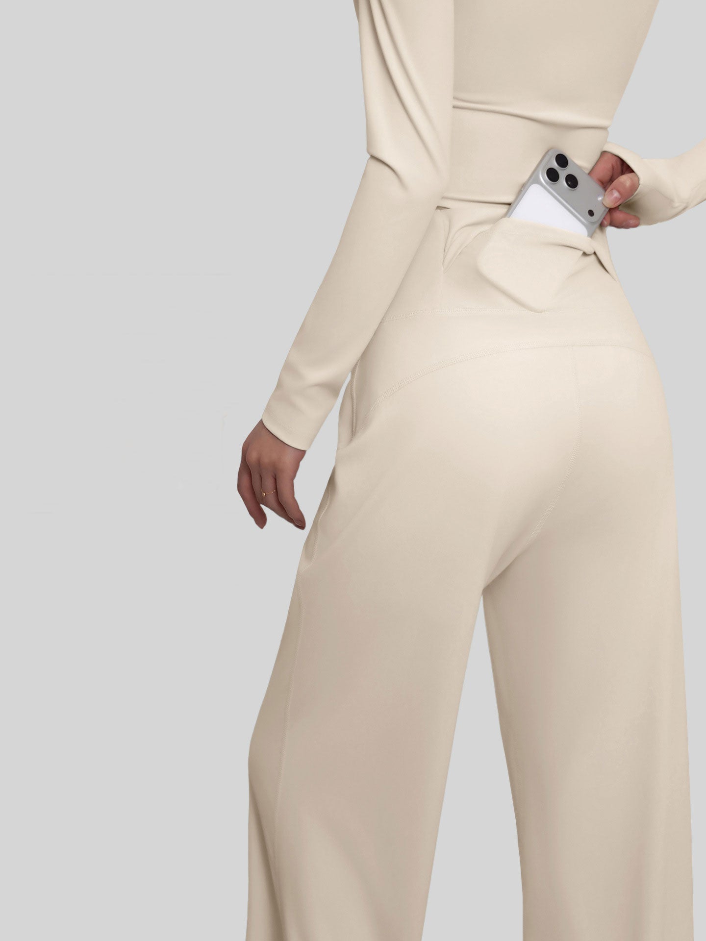 Lila Zen Loose-fitting Straight-leg Yoga Pants with Hidden Back Pockets