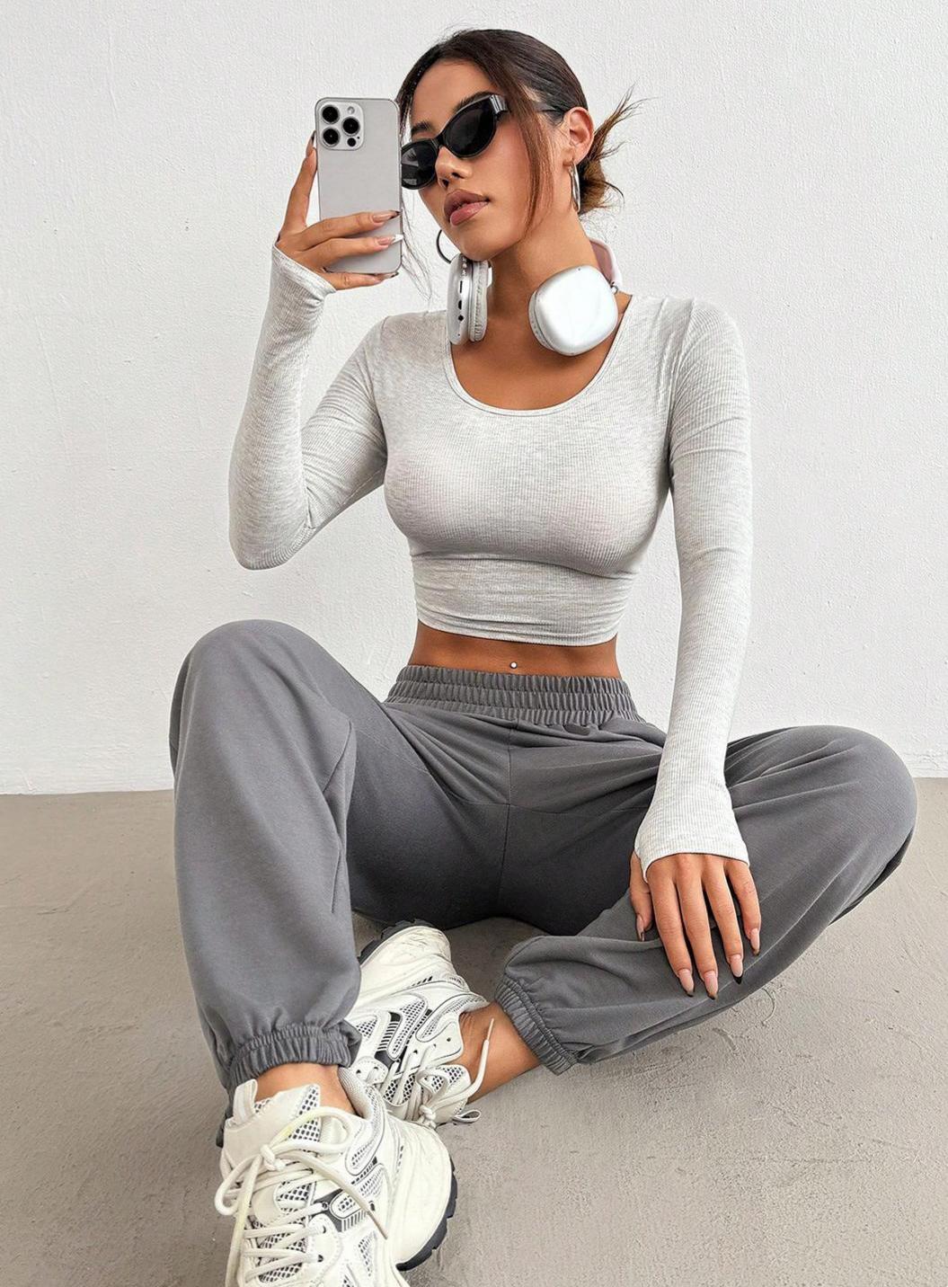 Lila Zen High-elasticity fitted top + loose-fitting casual pants set