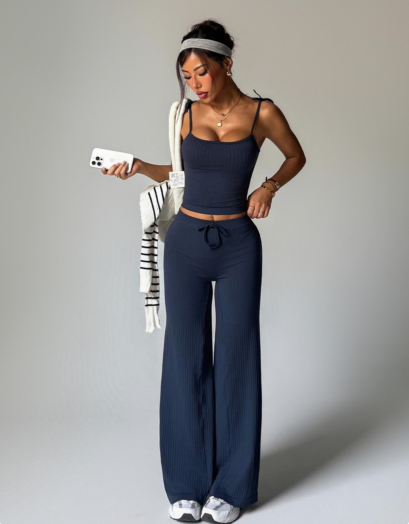 Lila Zen Quick-Dry Sports Strappy Yoga Vest and Pants Set