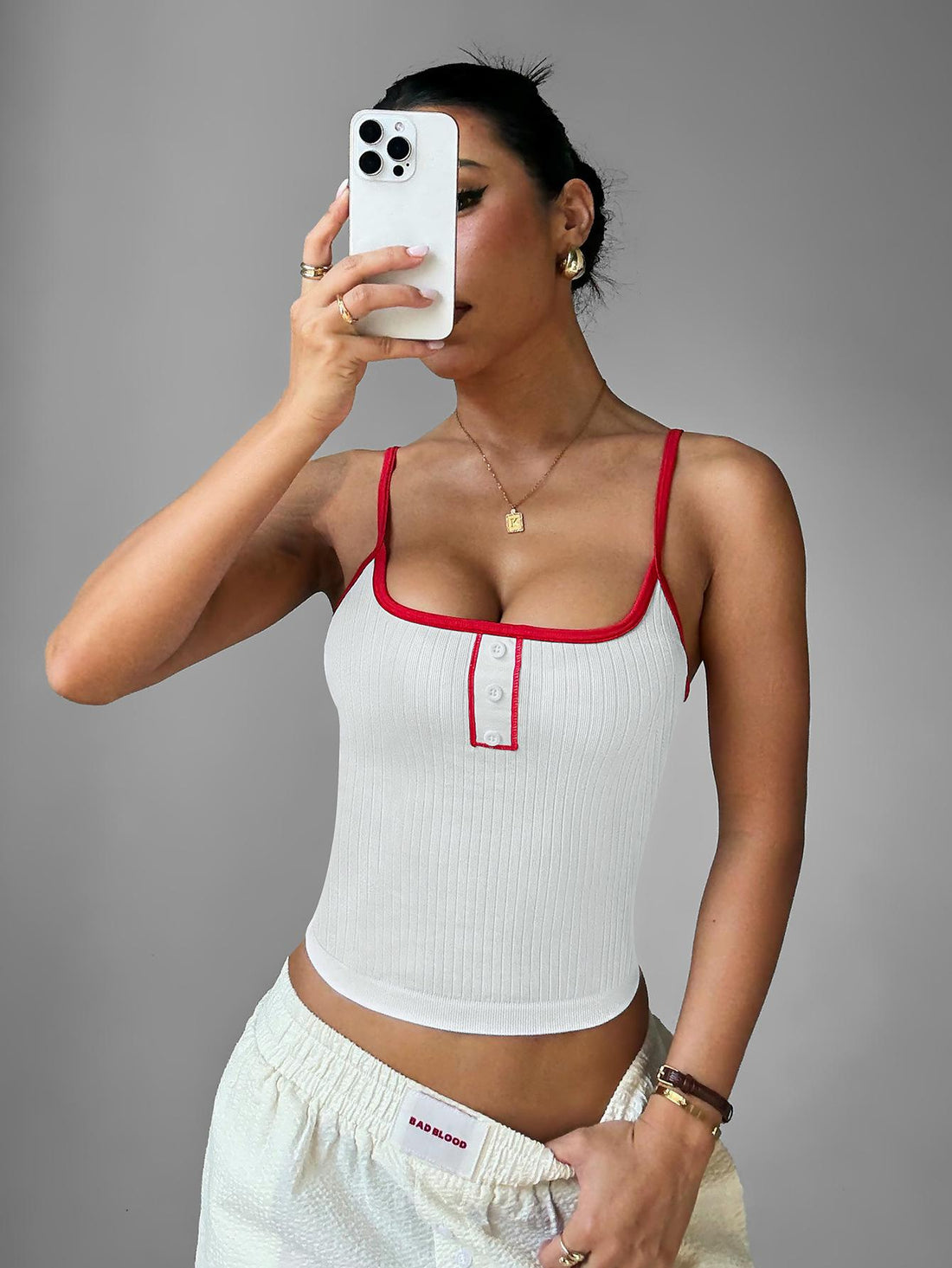 Lila Zen Women's Thin Strap U-Neck Slim Fit Yoga Camisole