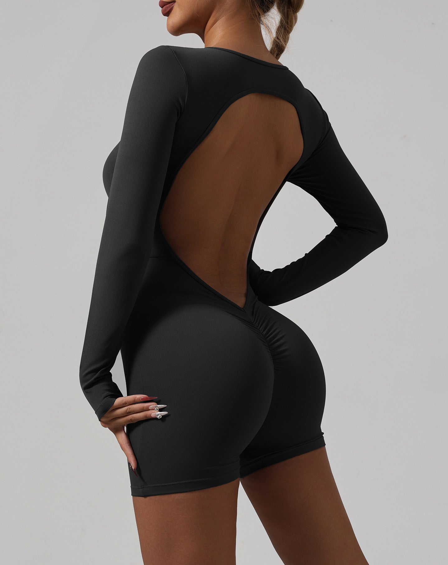 Lila Zen Sexy Backless Long-Sleeved Bodycon Yoga Bodysuit Shorts