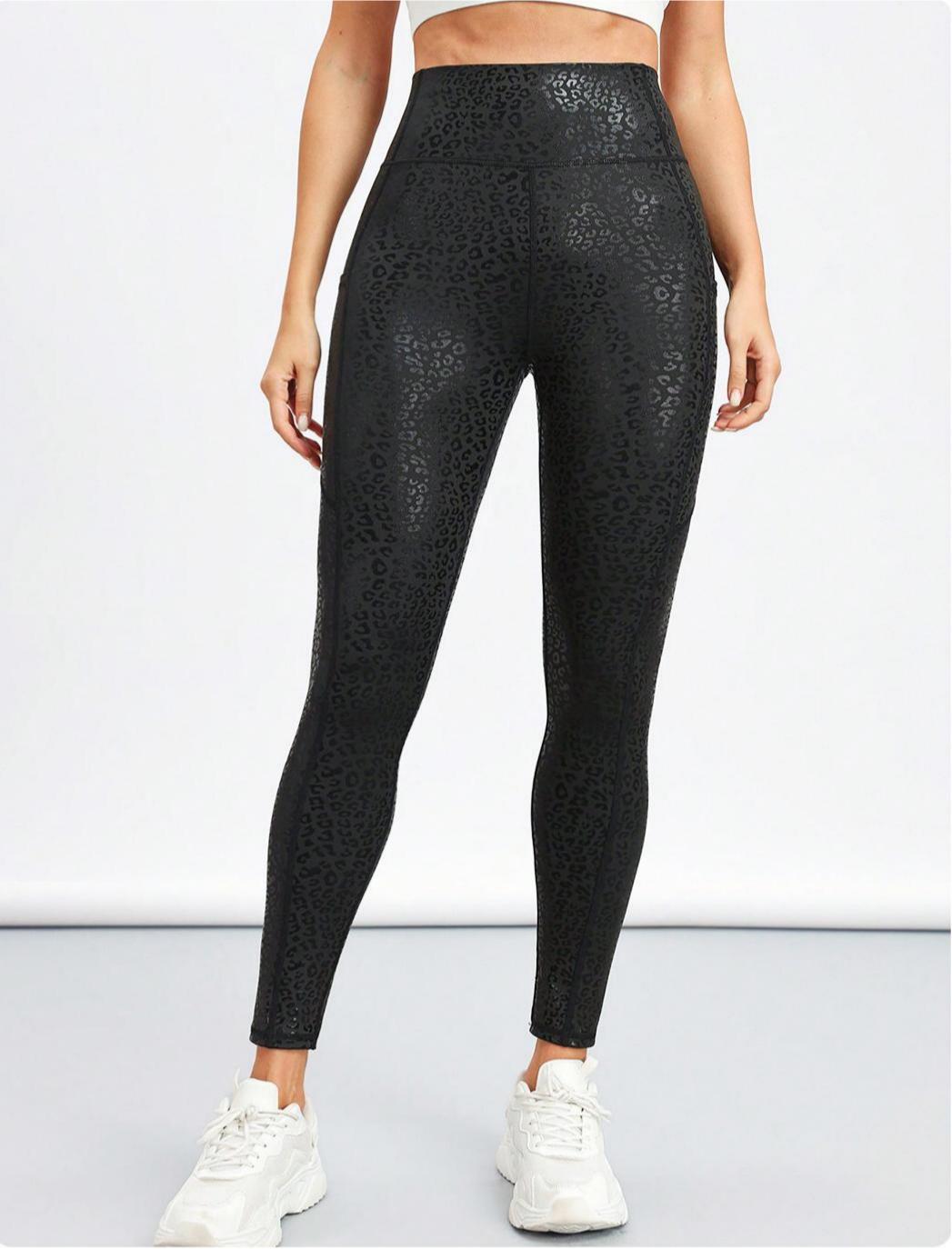 Lila Zen Women's Printed High-Waisted Tummy Control Leggings with Side Pockets for Fitness and Yoga