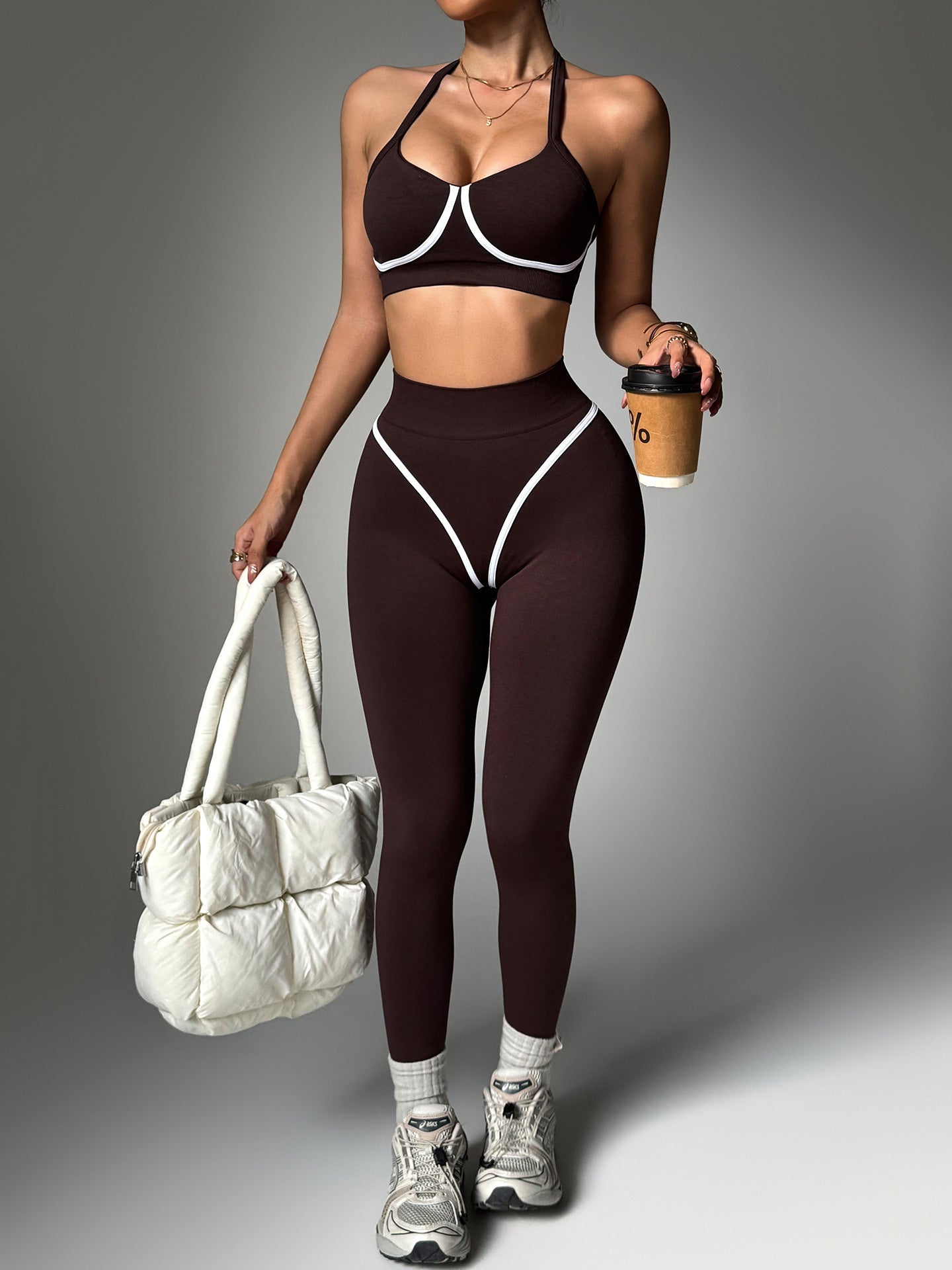 Lila Zen Seamless Color Block Sports Halter Neck Bra with Seam Trim Faux Two-Piece Pants Yoga Set
