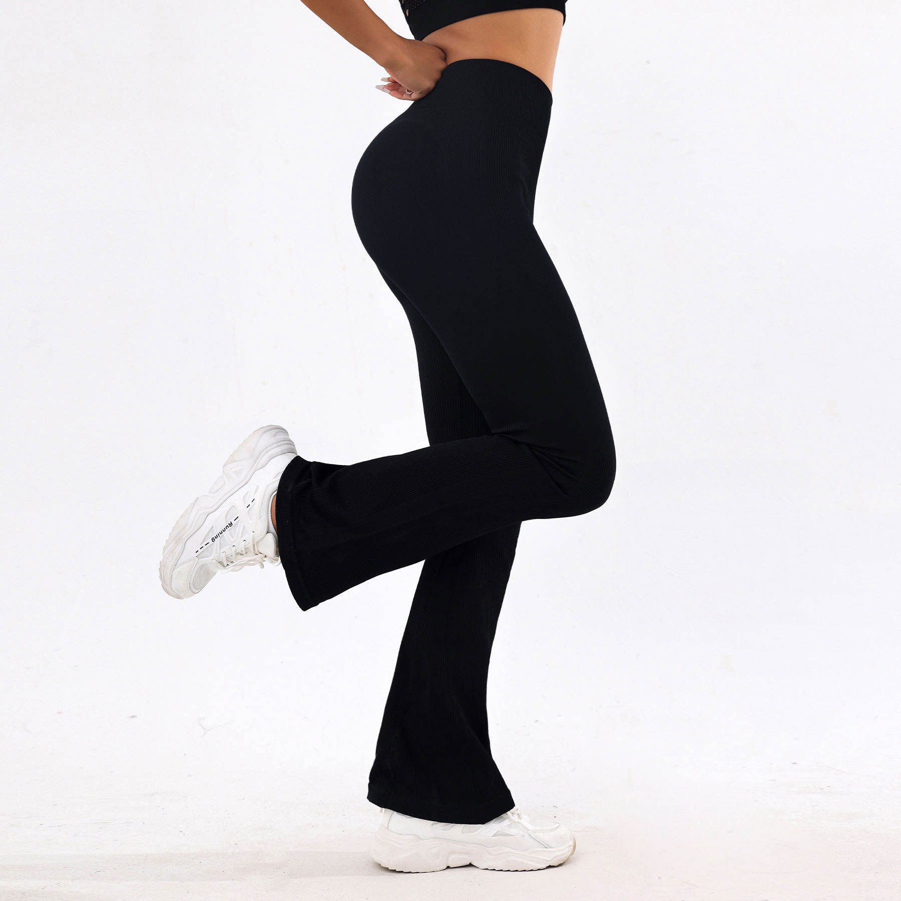 Lila Zen Seamless Quick-Drying Slimming Peach Hip Flare Yoga Pants