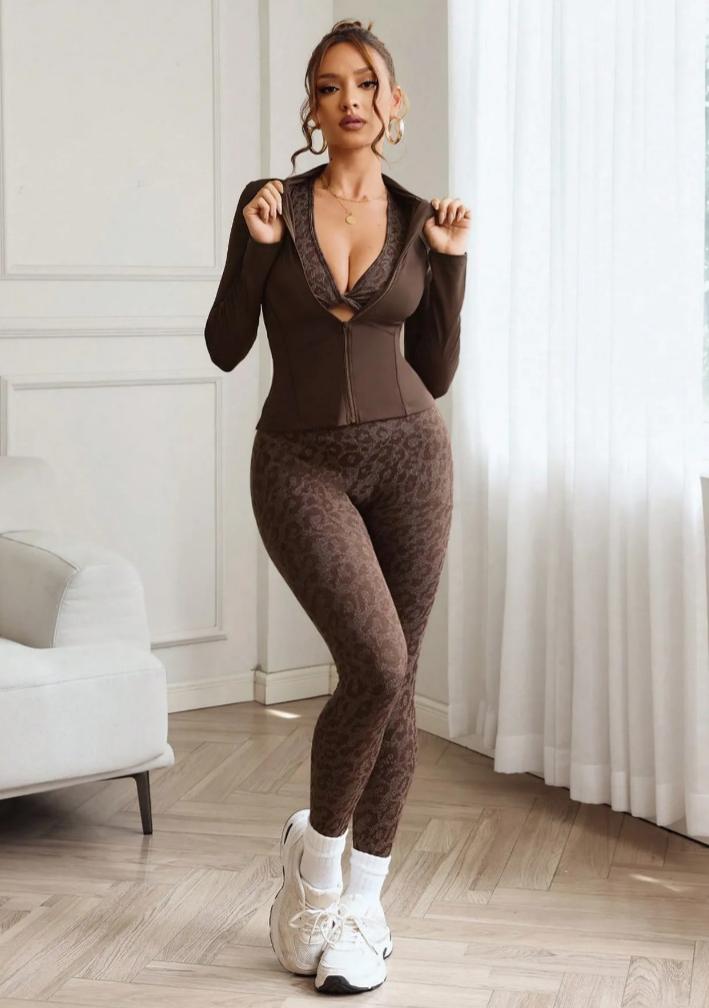 Lila Zen Leopard Print Yoga Vest, High-Waisted Hip-Lifting Pants, Zippered Long-Sleeve Yoga Three-Piece Set