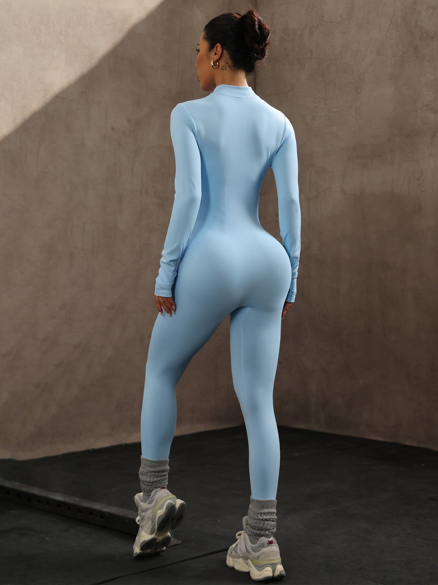 Lila Zen Protective Cover, Zippered Chest, Long-Sleeved Seamless Fitted Bodysuit with Butt Lifting, Sports Yoga Fitted Bodysuit
