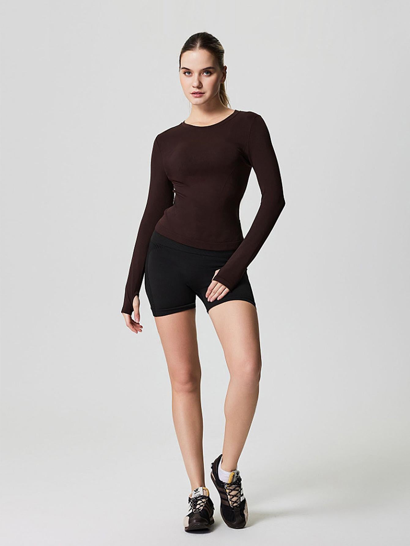 Lila Zen Classic round neck long-sleeved yoga top for women