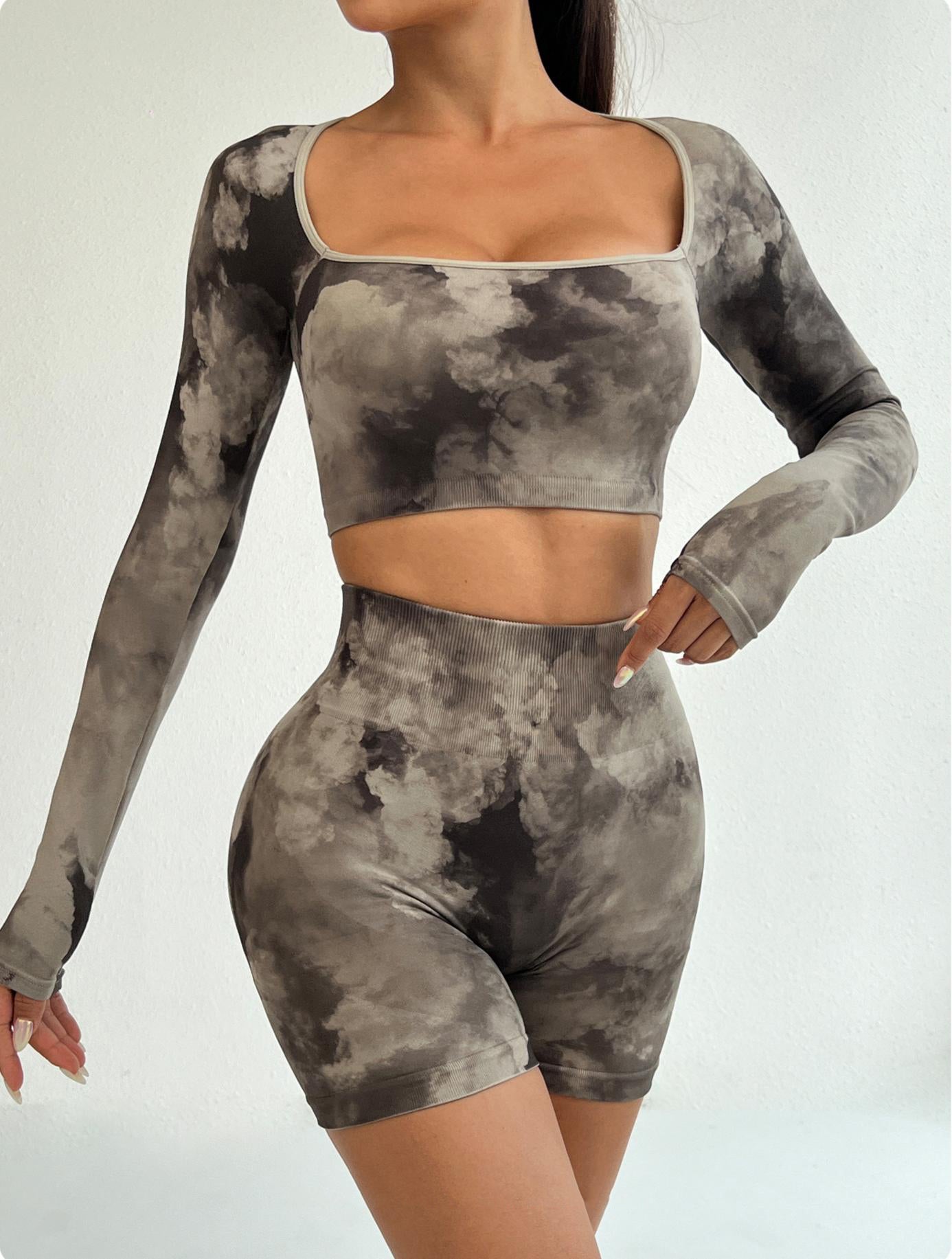 Lila Zen 3D Tie-Dye Square Neck Long Sleeve Slim Waist Hip-Lifting Shorts Sports Fitness Yoga Set