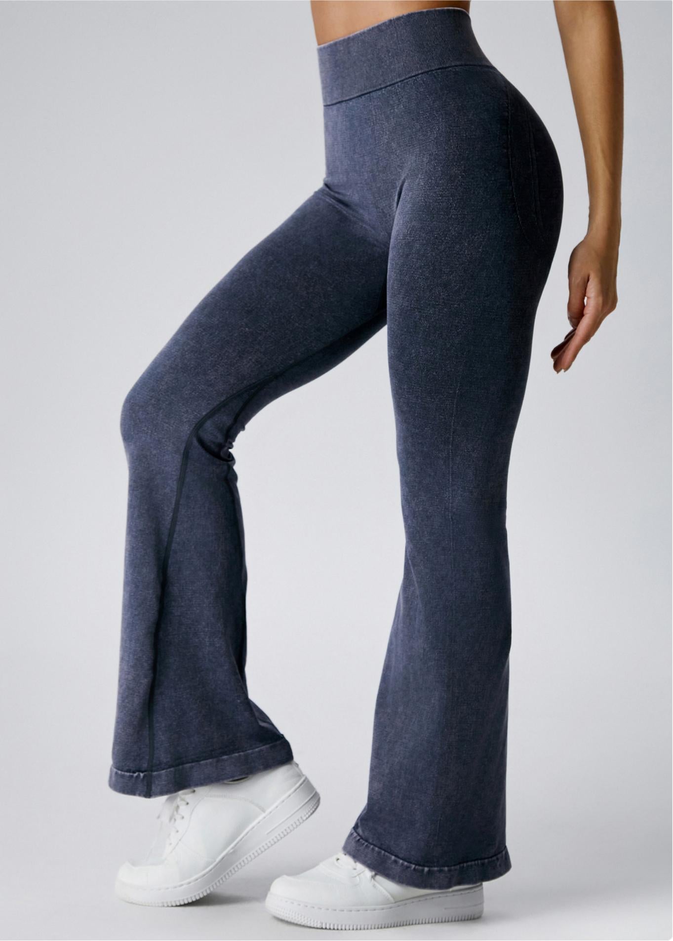 Lila Zen Women's Seamless Butt-Lifting Yoga Flare Pants