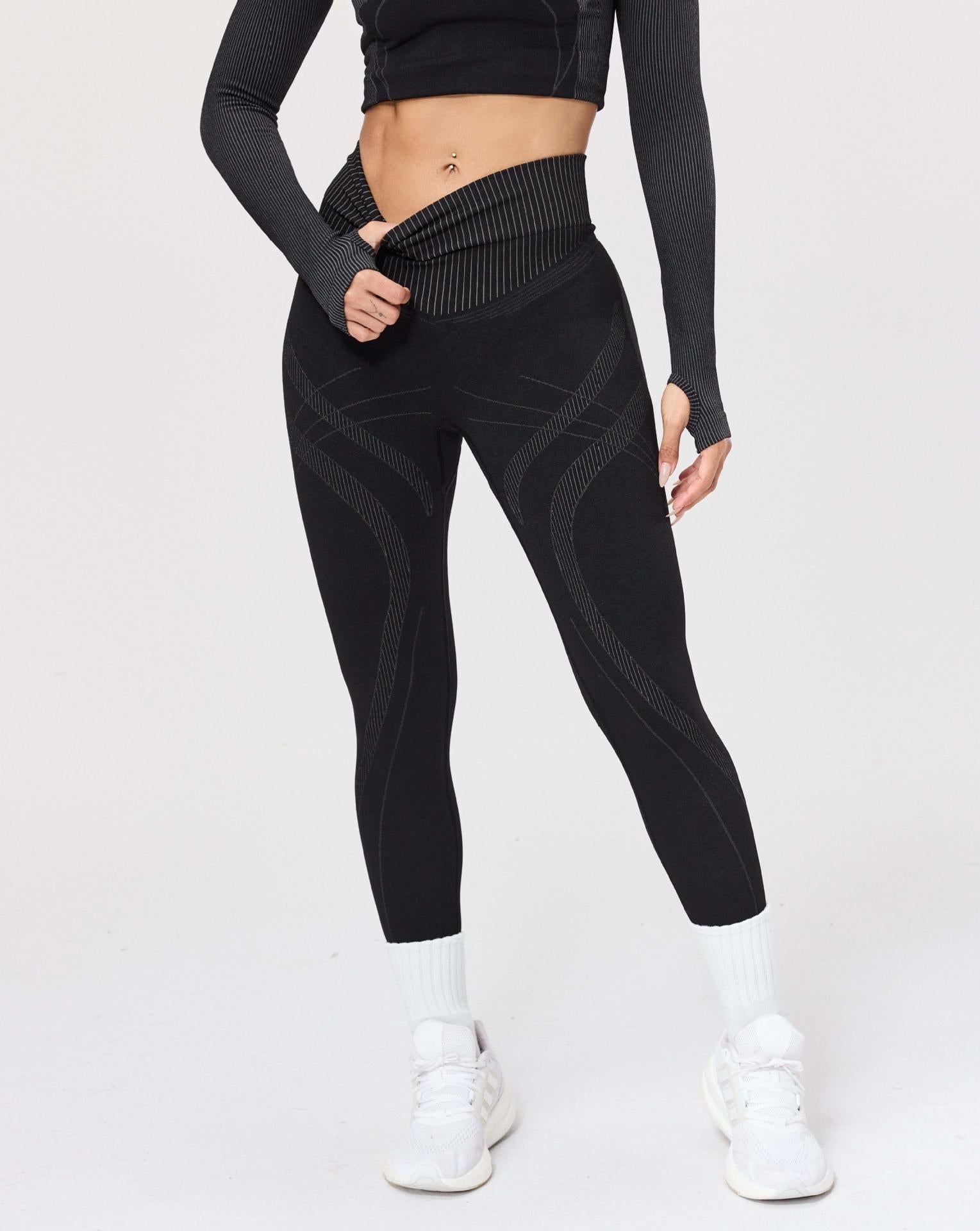 Lila Zen Striped Seamless Quick-Drying Fitted Waist-Slimming Sports Yoga Wear