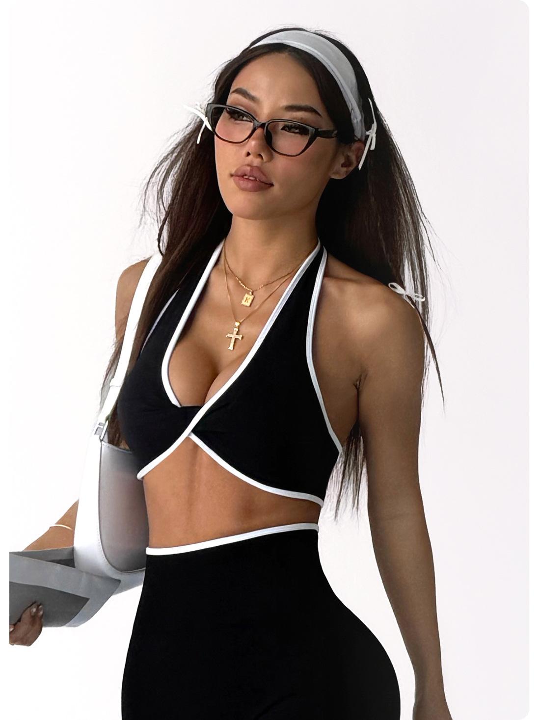 Color-blocked halter neck vest