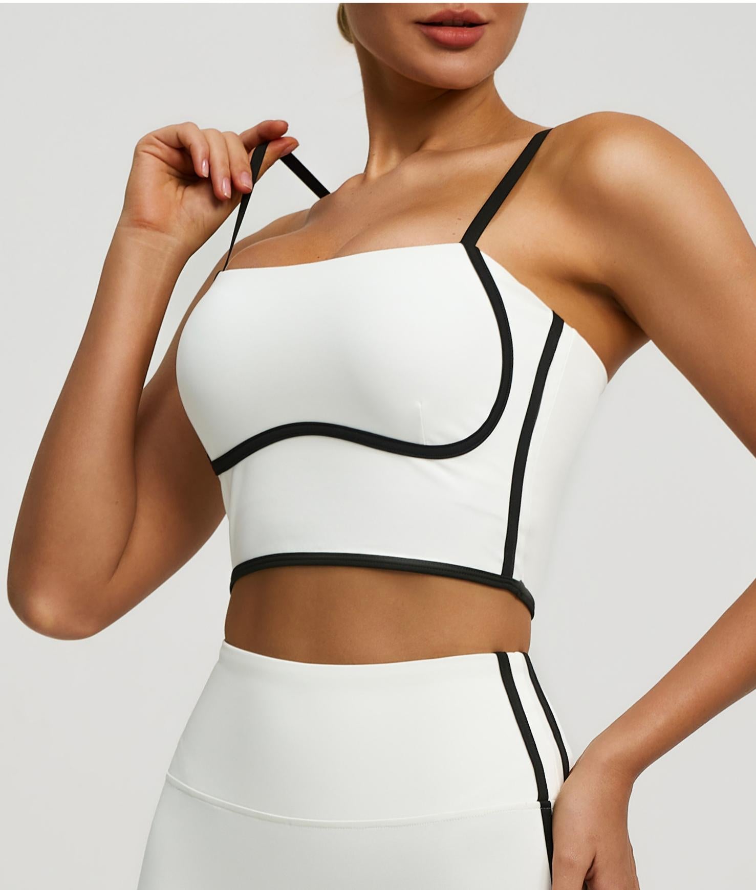 Lila Zen Women's Streamlined Removable Pad Yoga Sports Bra