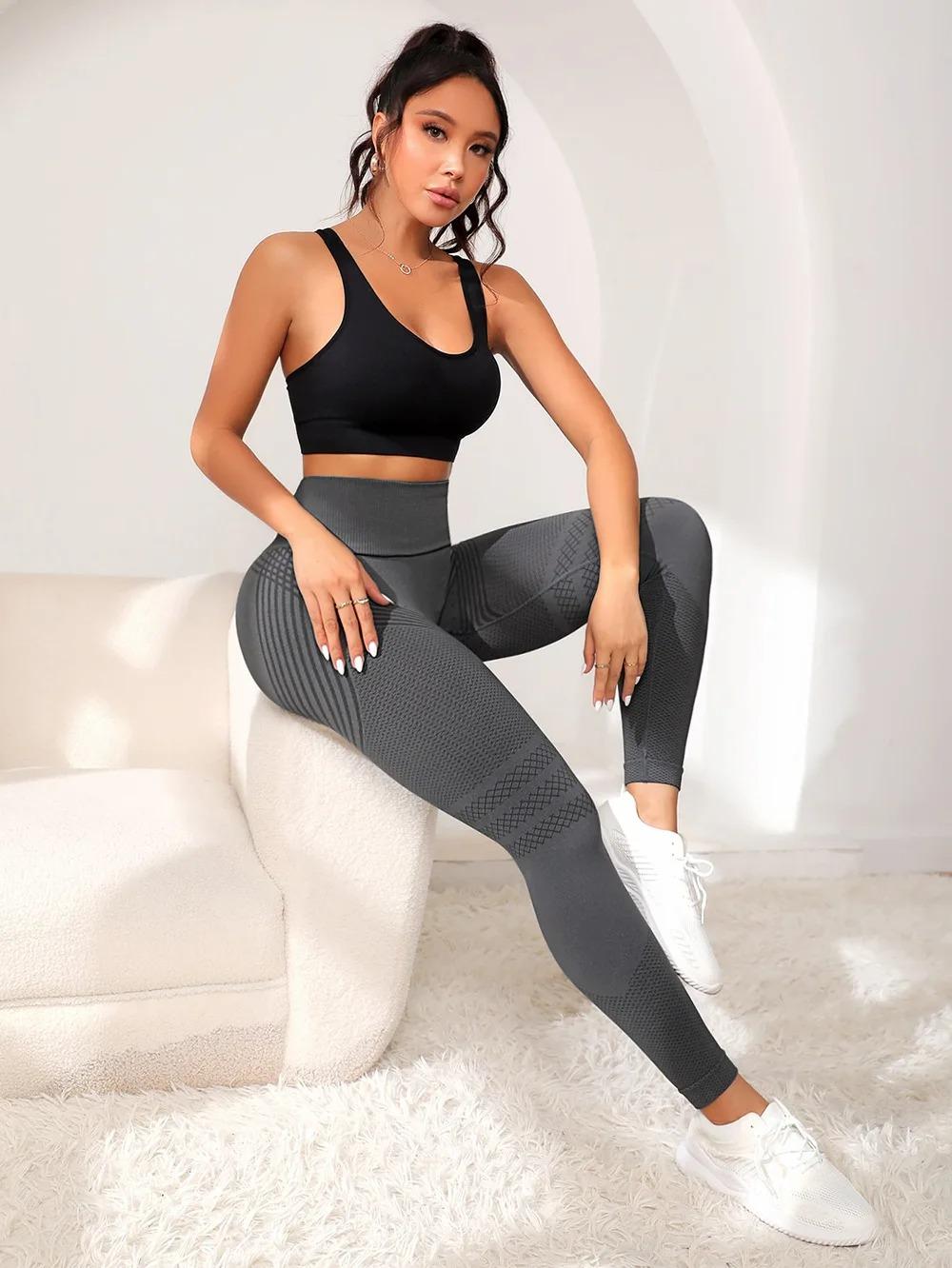 Lila Zen Seamless High-Waisted Mesh Texture Hip-Lifting Slimming Yoga Cycling Pants