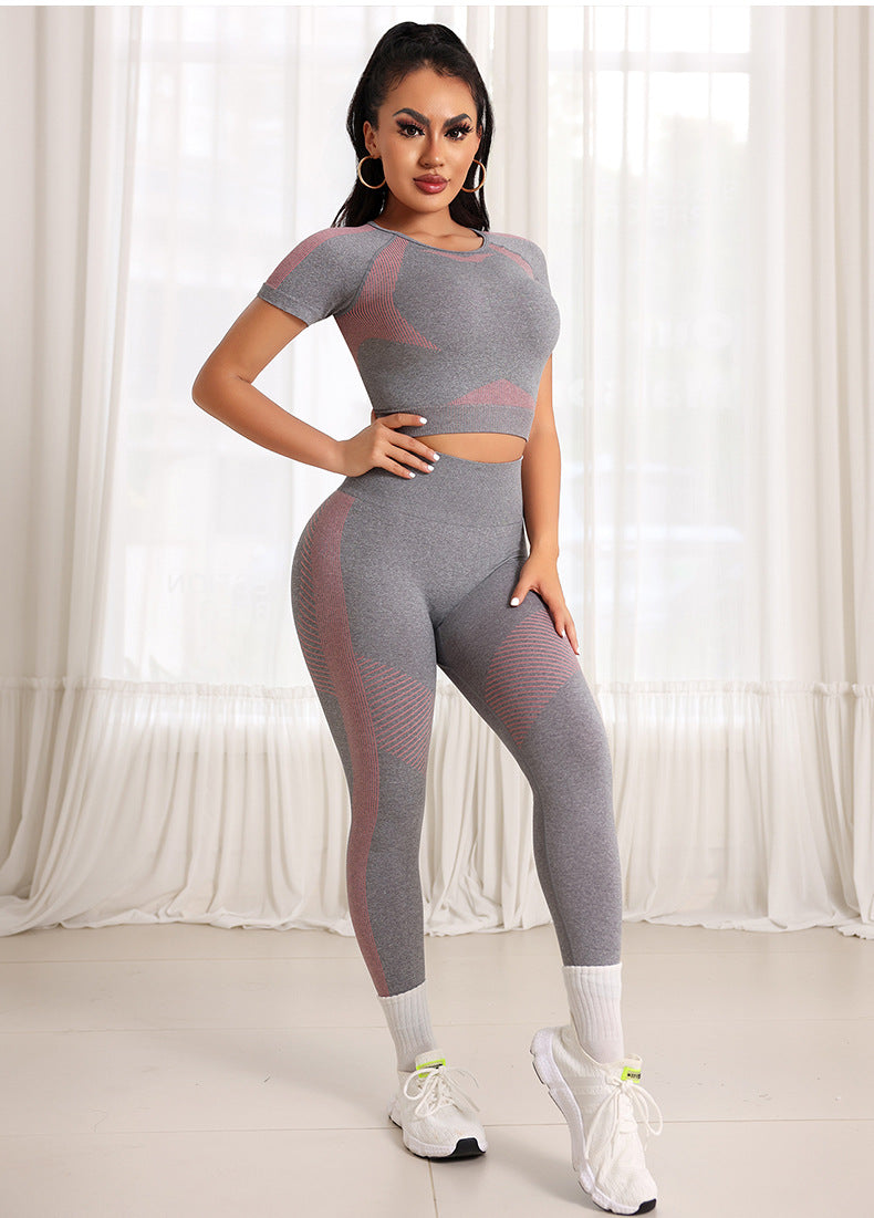 Lila Zen Seamless Gradient Contour Short Sleeve Crop Top & High-Waisted Leggings Set