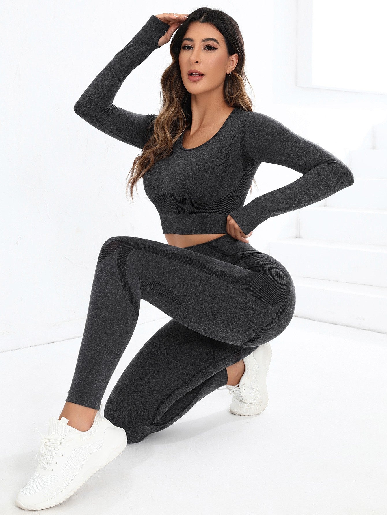 Lila Zen Seamless Gradient Contour Short Sleeve Crop Top & High-Waisted Leggings Set