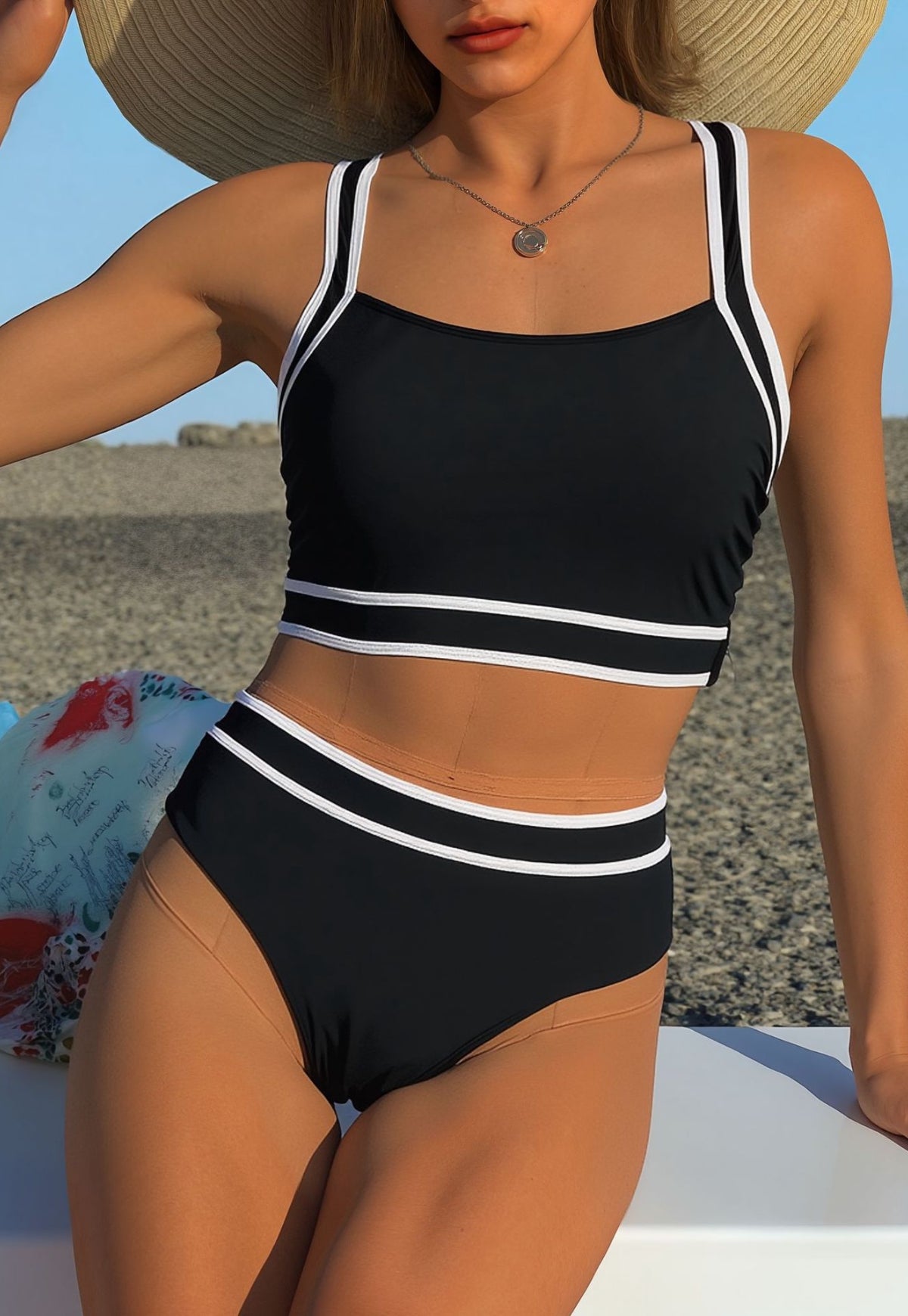 Contrast Trim Crossback Bikini Set