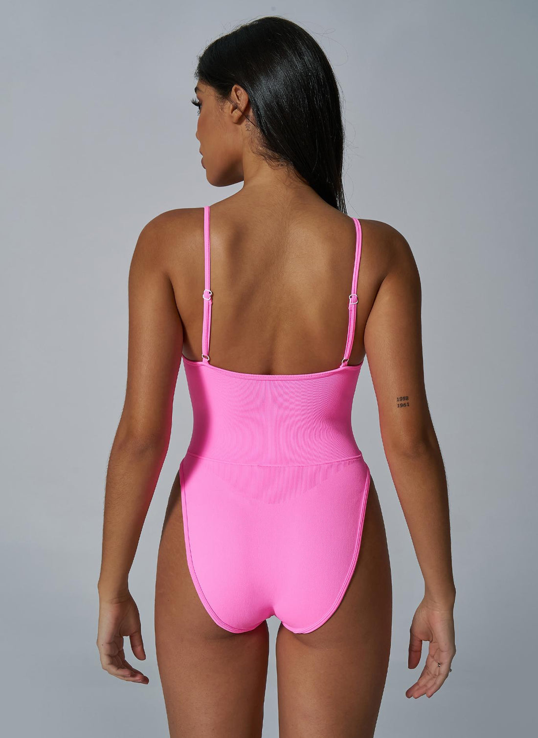 Lila Zen Sexy Slim Fit Hip-Lifting and Shaping Seamless Bodysuit Yoga Suit
