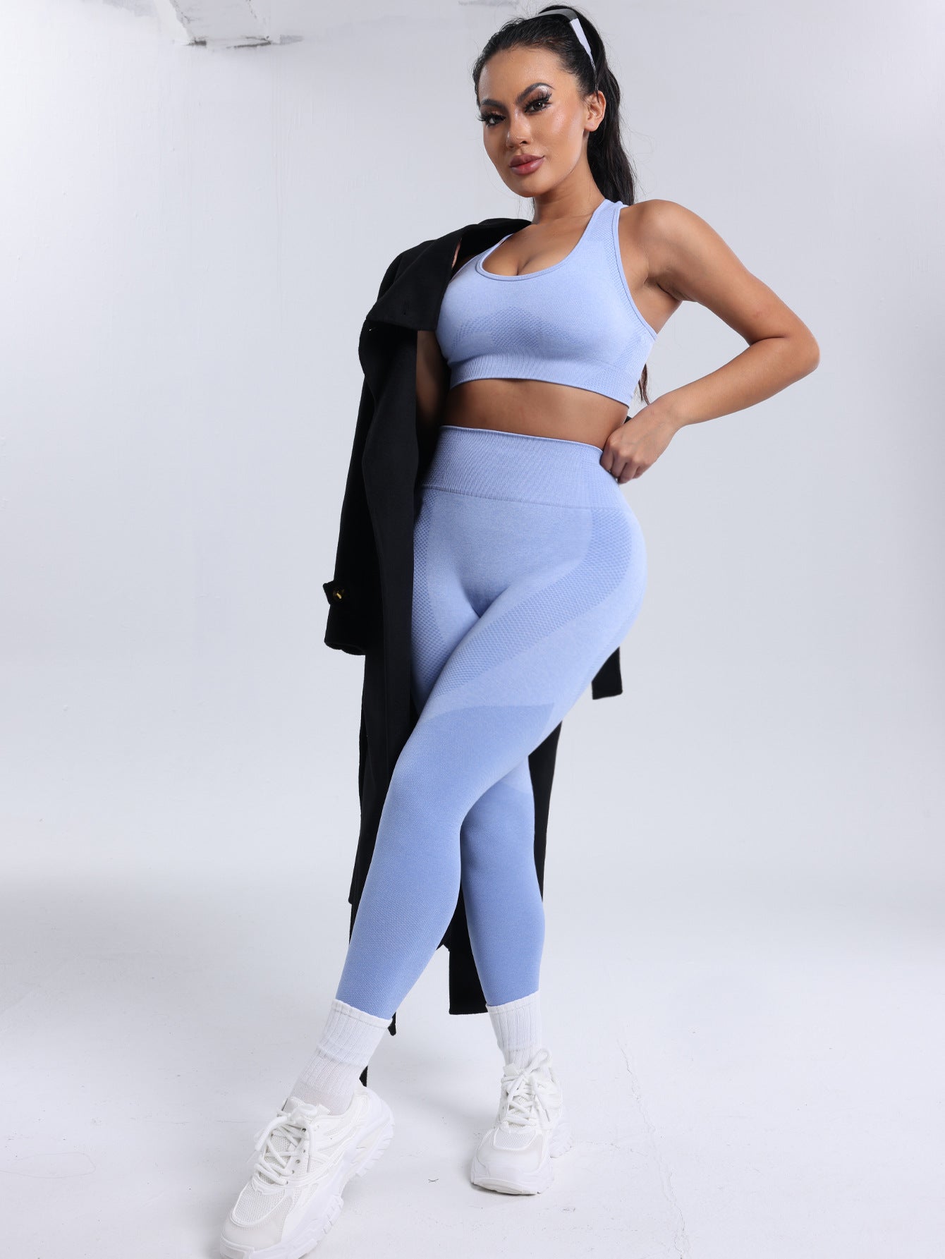 Lila Zen Seamless Sculpt Sports Bra & High-Waisted Leggings Set