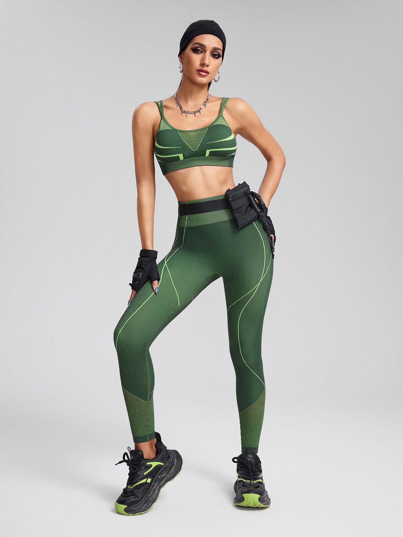 Lila Zen Seamless Sculpt Sports Bra & High-Waisted Leggings Set