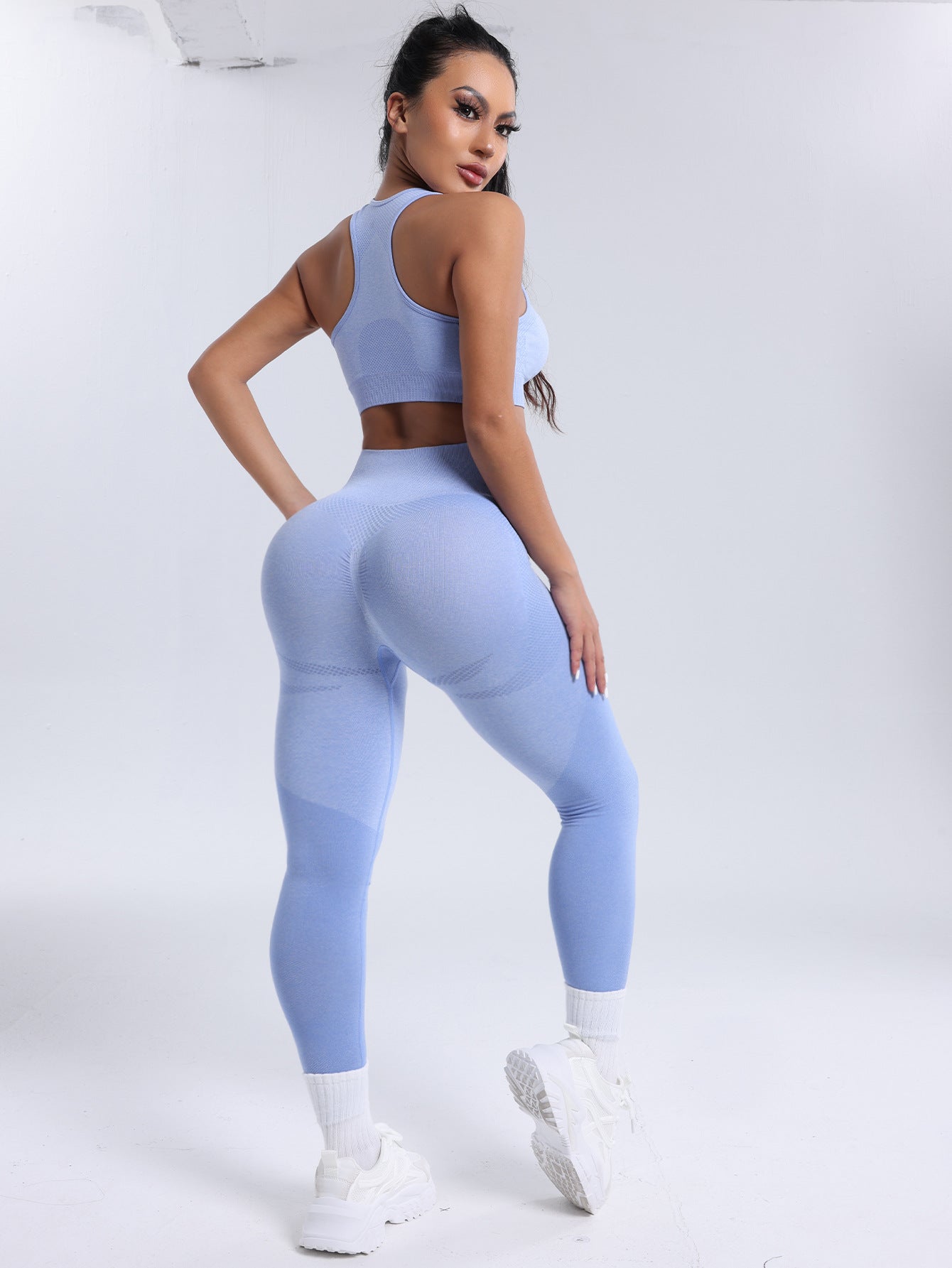Lila Zen Seamless Sculpt Sports Bra & High-Waisted Leggings Set