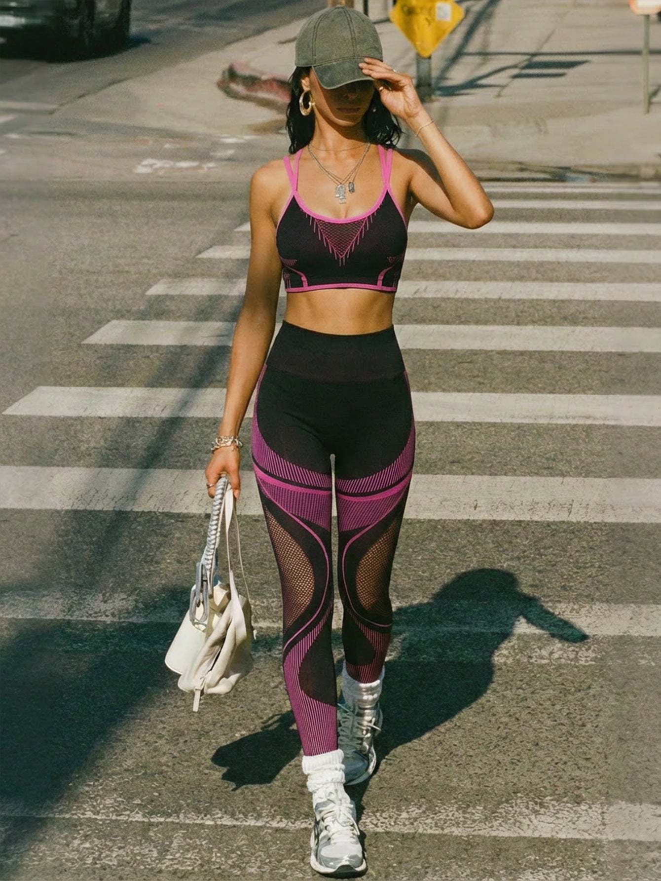 Lila Zen Seamless Mesh Panel Sports Bra & High-Waisted Leggings Set