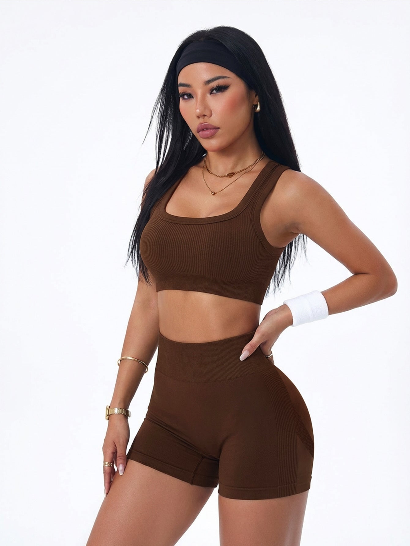 Lila Zen Seamless Racerback Sports Bra & High-Waisted Shorts Set