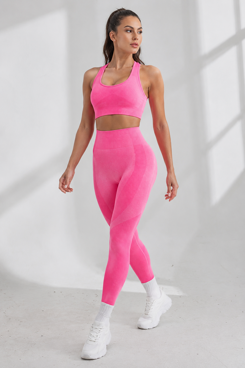 Lila Zen Seamless Sculpt Sports Bra & High-Waisted Leggings Set