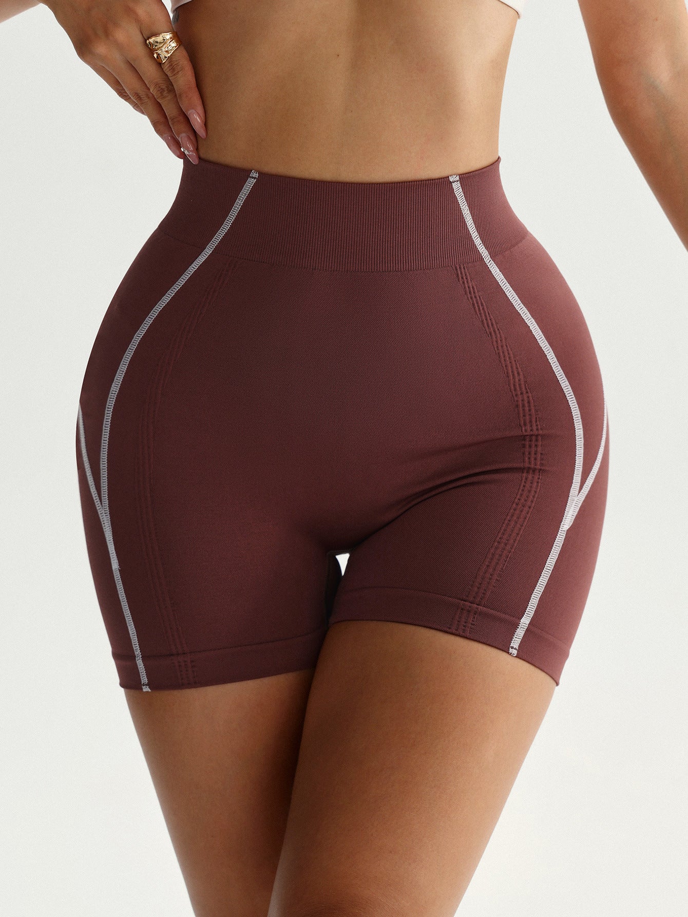 Lila Zen Seamless Hip-Lifting Yoga Cycling Shorts