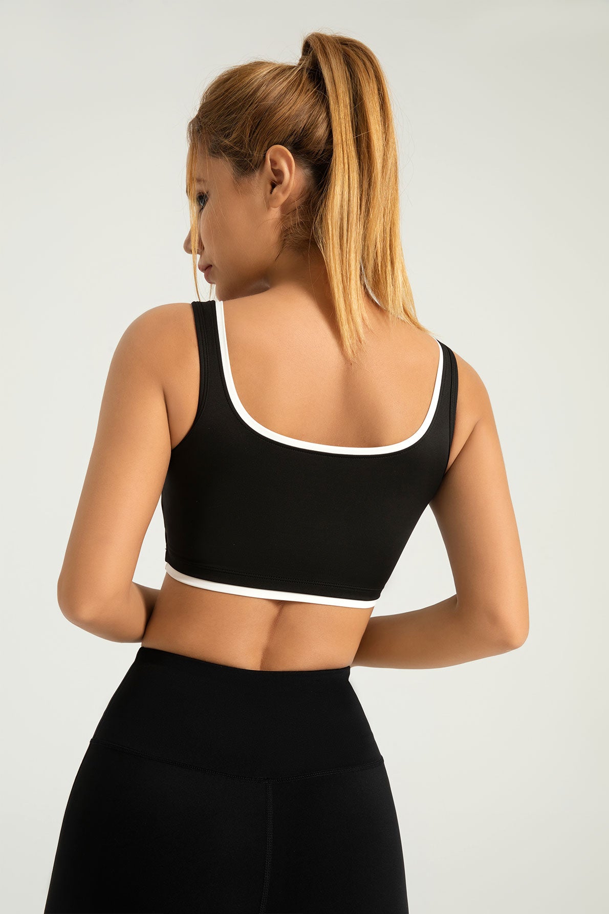 Lila Zen U U-Back Color Trim Sports Bra