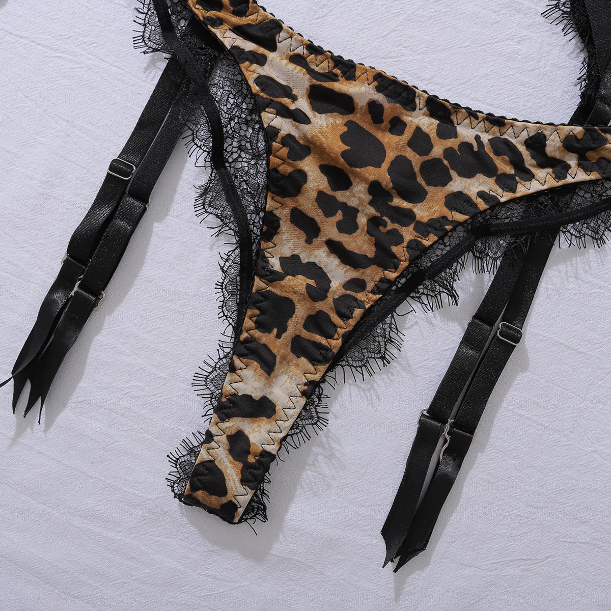 Lila Zen Push-Up Leopard Print Lingerie Set with Sheer Gloves, Slim Fit, Half-Cup Lace Sexy Lingerie Set