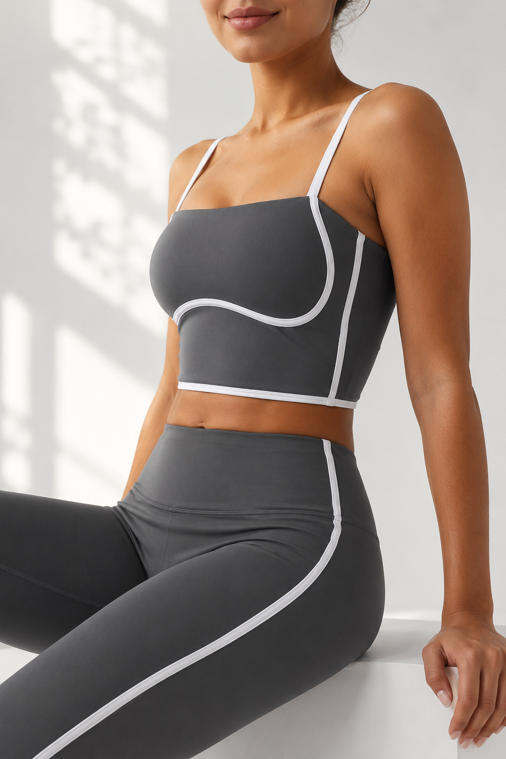 Lila Zen Women's Streamlined Removable Pad Yoga Sports Bra