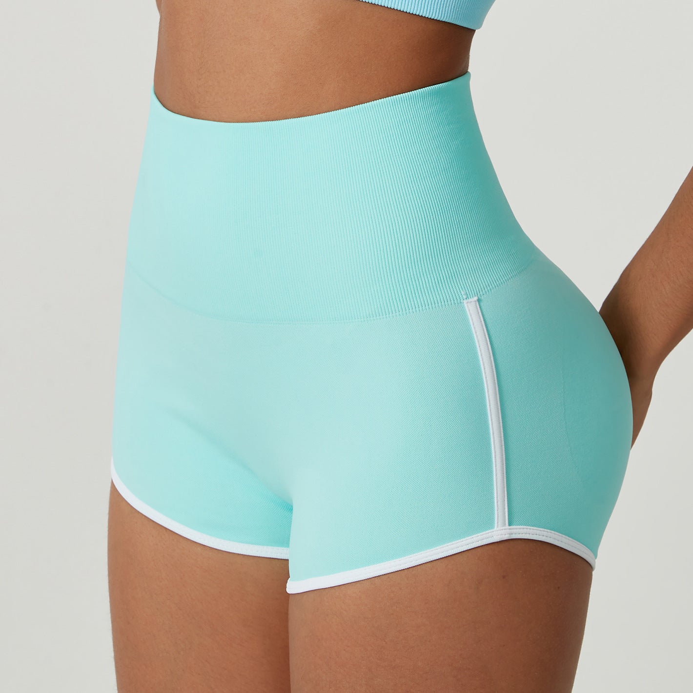 Lila Zen Seamless High-Waisted Color-Blocked Sexy Hip-Lifting Yoga Shorts