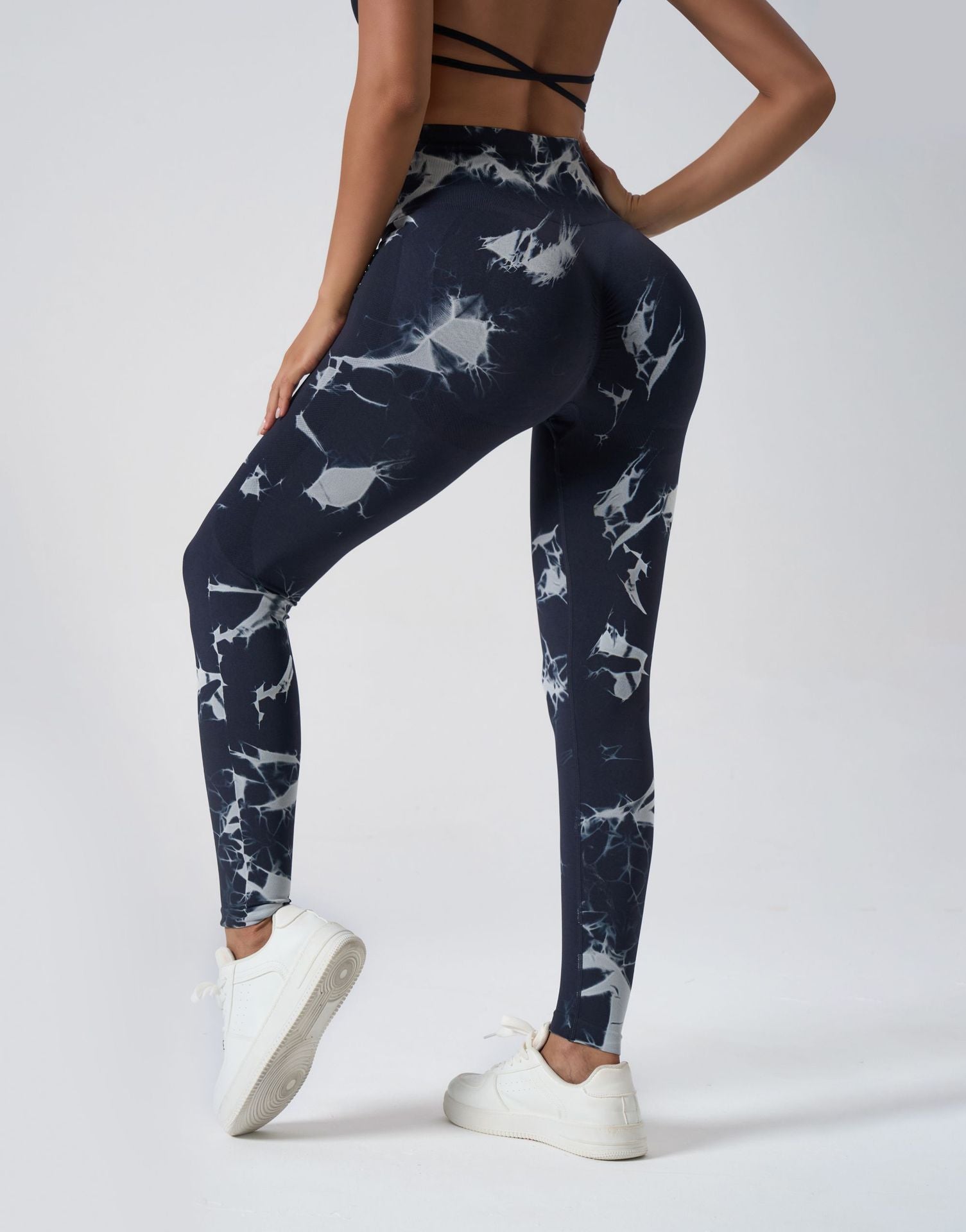 Lila Zen High-Waisted Gradient Tie-Dye Hip-Lifting Yoga Pants & Leggings