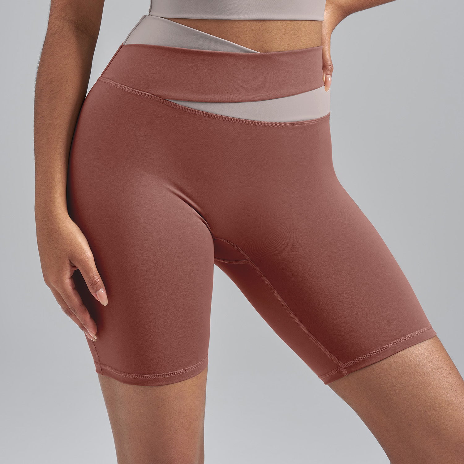 Lila Zen Color Block High-Elasticity Hip-Lifting and Shaping Yoga Shorts