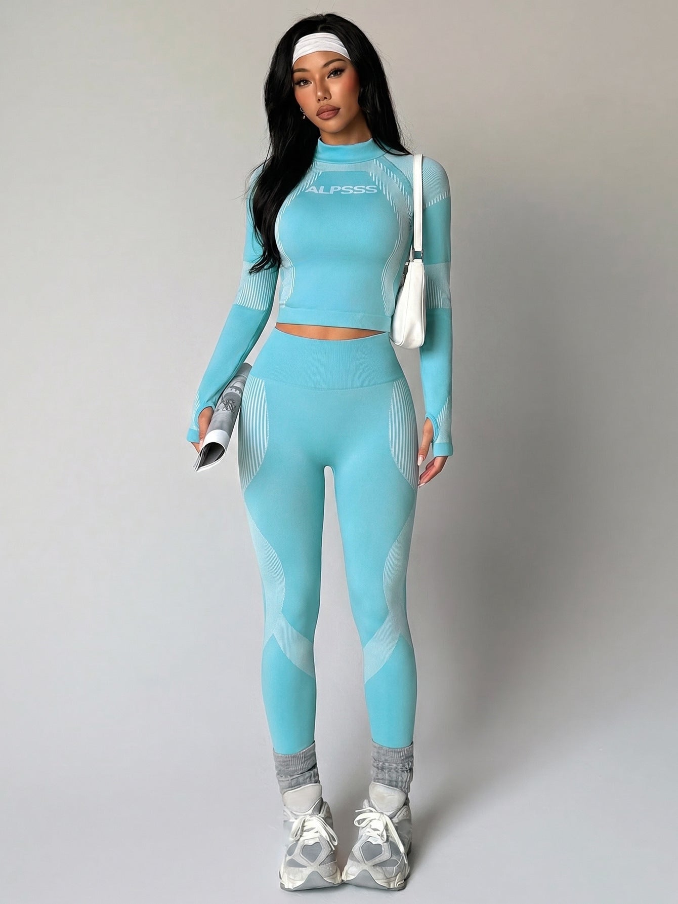 Lila Zen Seamless Gradient Long Sleeve Crop Top & High-Waisted Leggings Set