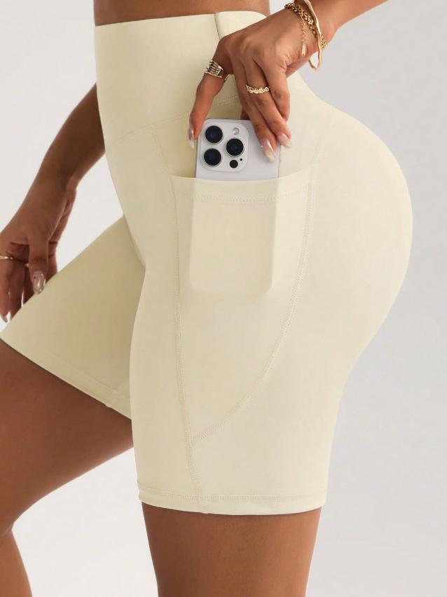 Lila Zen High-Waisted Yoga Shorts with Side Pockets for Shaping Hips